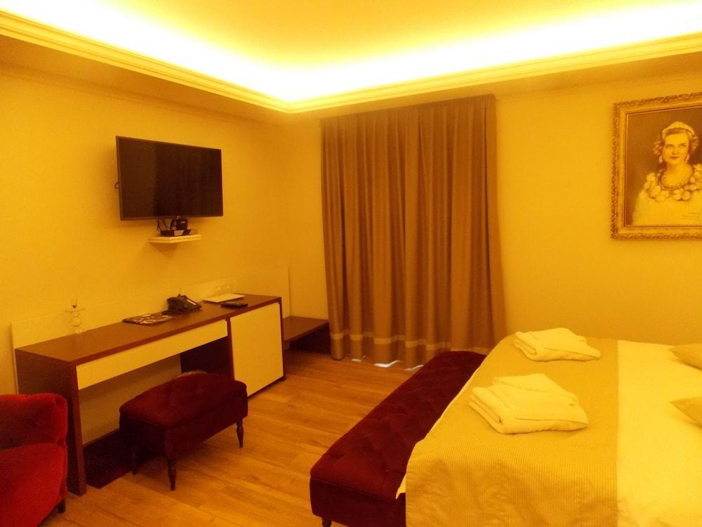Hotel Queen Selita e Vogel Ngoại thất bức ảnh