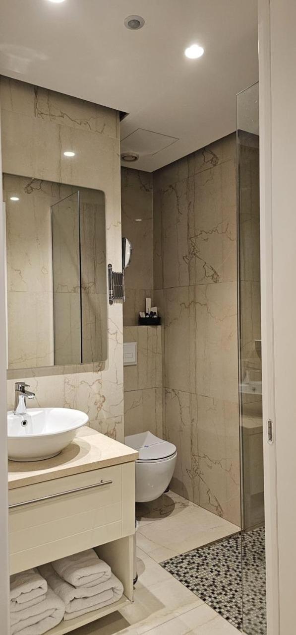 Hotel Queen Selita e Vogel Ngoại thất bức ảnh