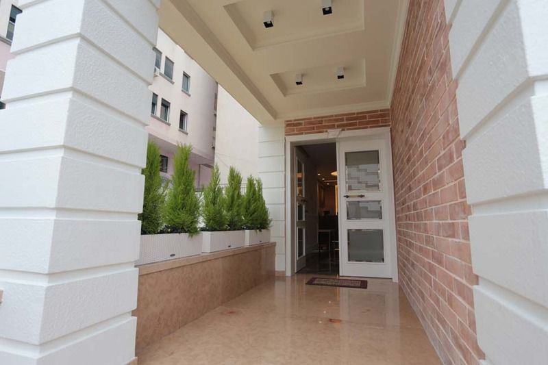 Hotel Queen Selita e Vogel Ngoại thất bức ảnh