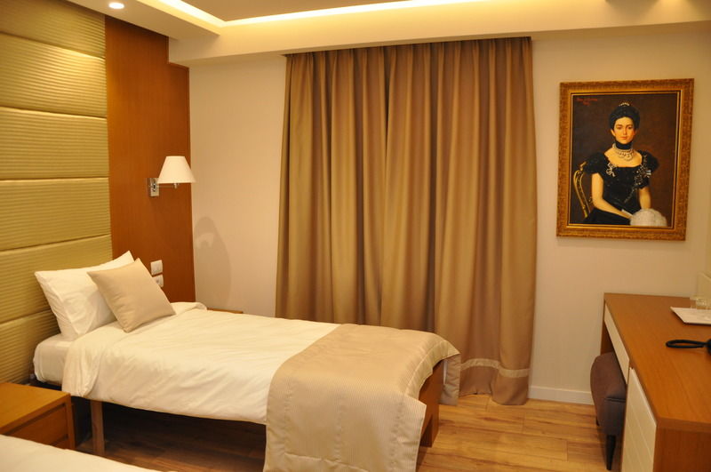 Hotel Queen Selita e Vogel Ngoại thất bức ảnh